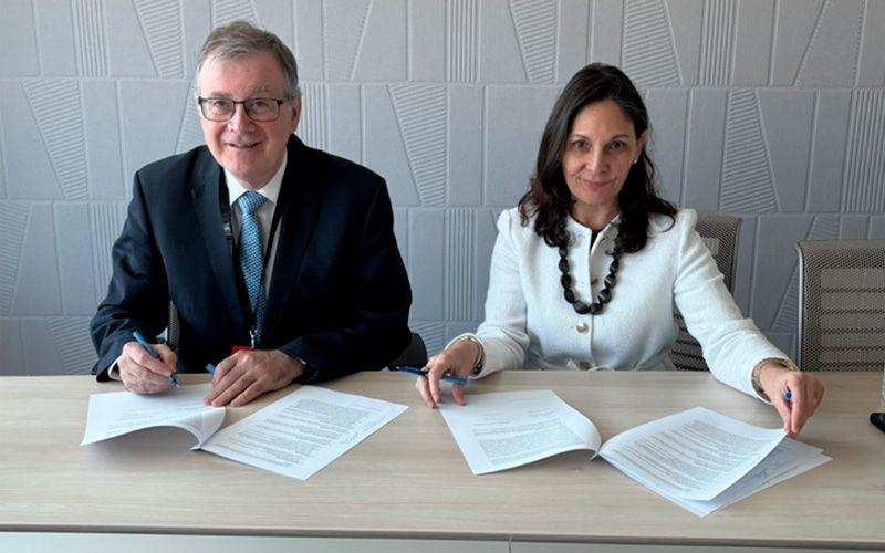 Fernando Cossío (RSEQ) y María José Lallena (Lilly)